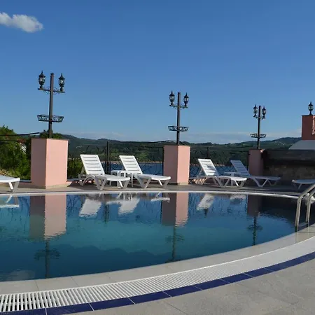 Mobi Dick Family Hotel 3*