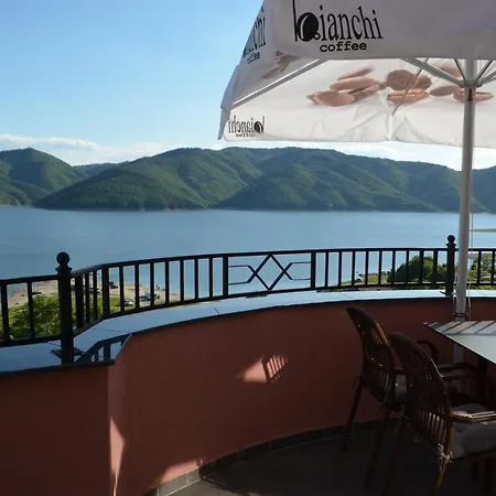 Mobi Dick Family Hotel 3*